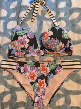 Shade & Shore Floral Bikini In Black with Multicolor Hibiscus Print